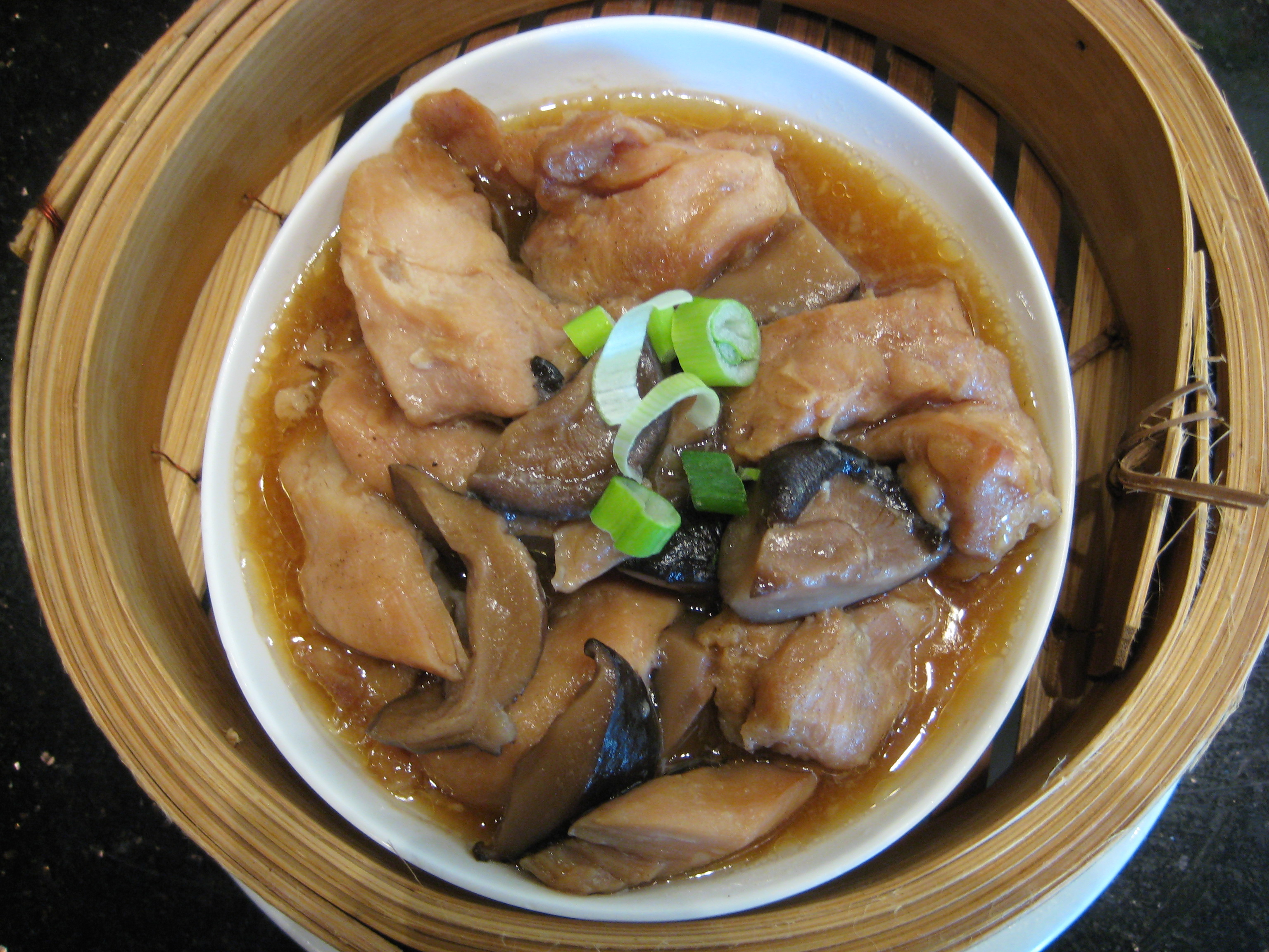 Order Steamed Chicken with Mushroom 香菇蒸雞 food online from Street Food Cafe store, San Mateo on bringmethat.com