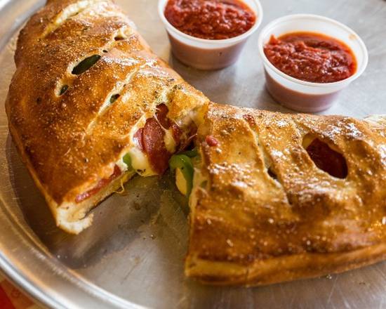 Order Cheese Calzone food online from Sal's Pizza store, Murfreesboro on bringmethat.com
