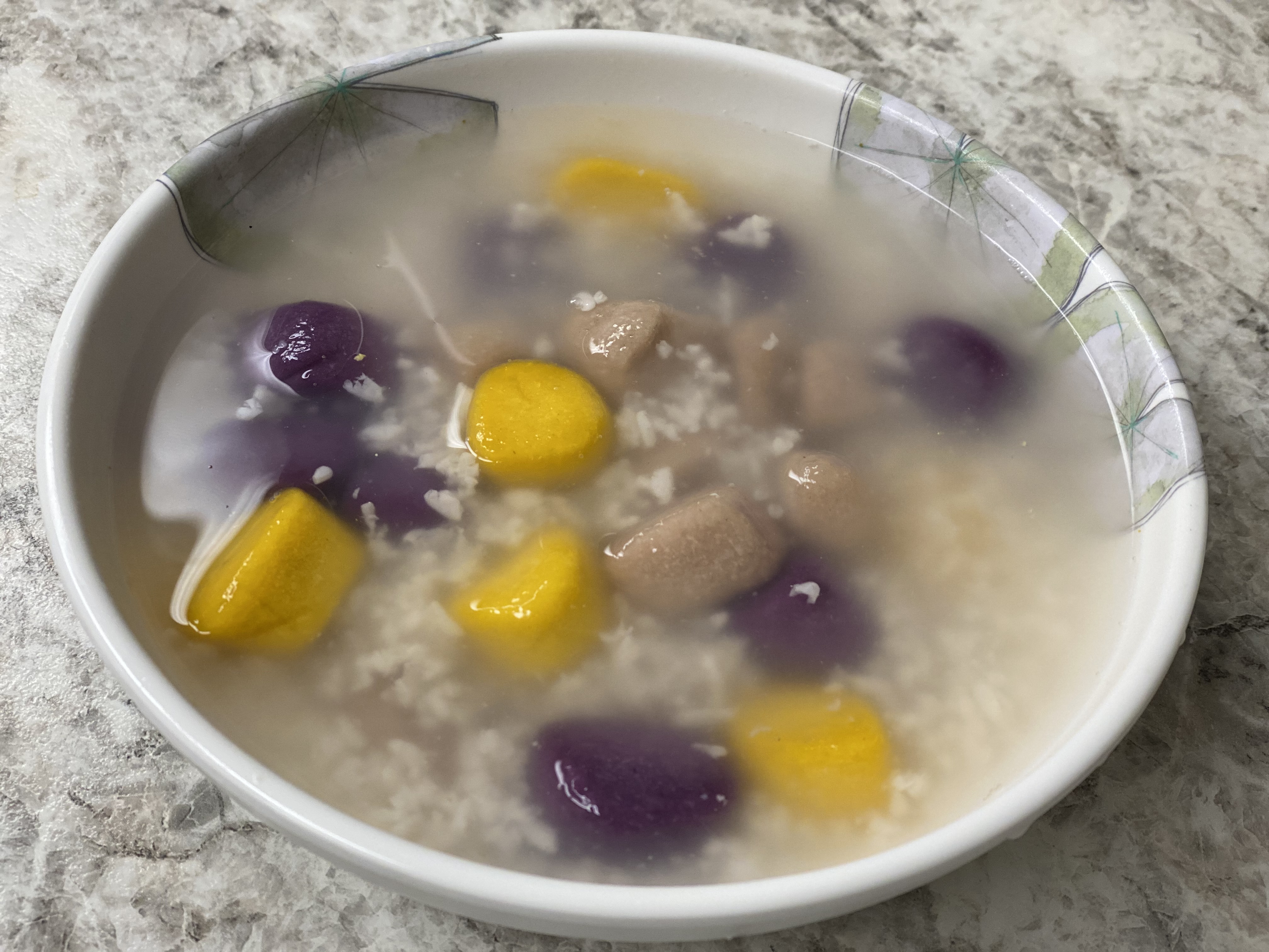 Order T15. Taro Ball w/ Glutinous Rice 酒釀芋園 food online from Uncle Chen Primetime store, State College on bringmethat.com