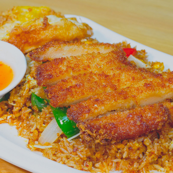 Order F8. Indonesian Fried Rice food online from Mango thai cuisine store, West Newton on bringmethat.com