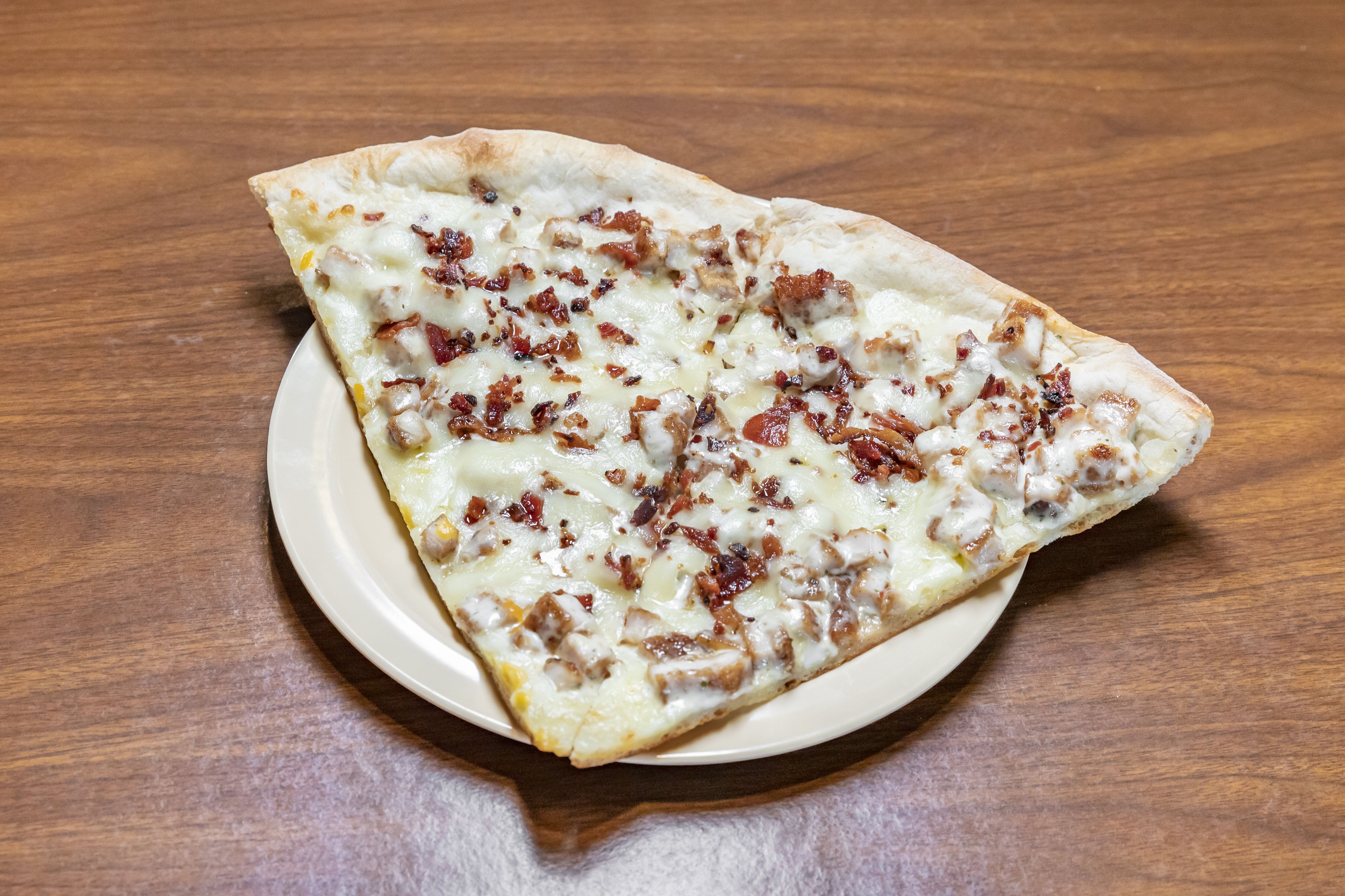 Order Chicken, Bacon & Ranch Pizza - Personal food online from Mamma Maria Pizza store, Washington on bringmethat.com