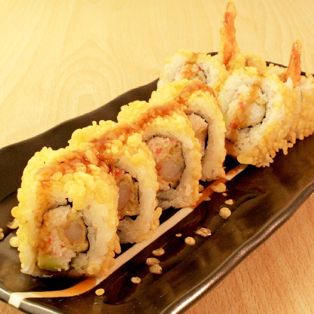 Order Crunchy Roll food online from Sushi Dragon store, Sun Valley on bringmethat.com