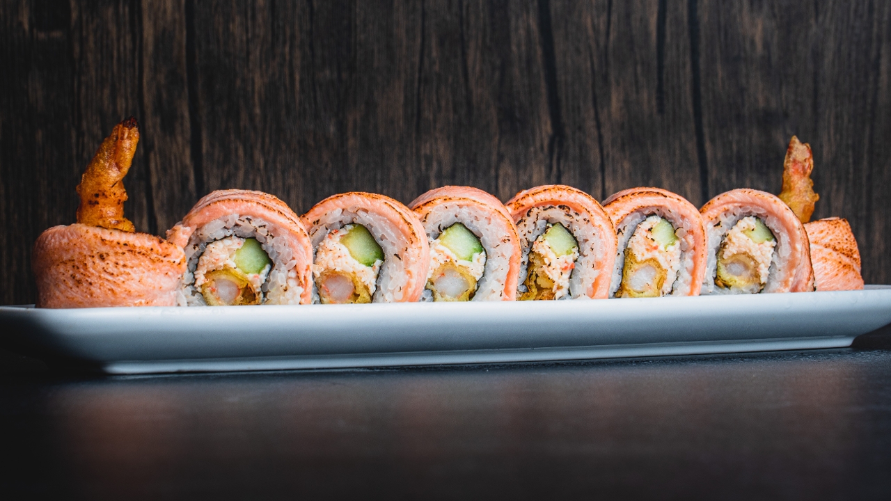 Order Seared Salmon Roll food online from Bento & Noodles store, Chula Vista on bringmethat.com