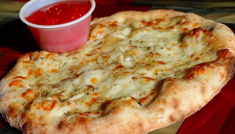 Order Garlic Cheese Bread food online from Smokin' Oak Wood-Fired Pizza &amp; Taproom store, Omaha on bringmethat.com