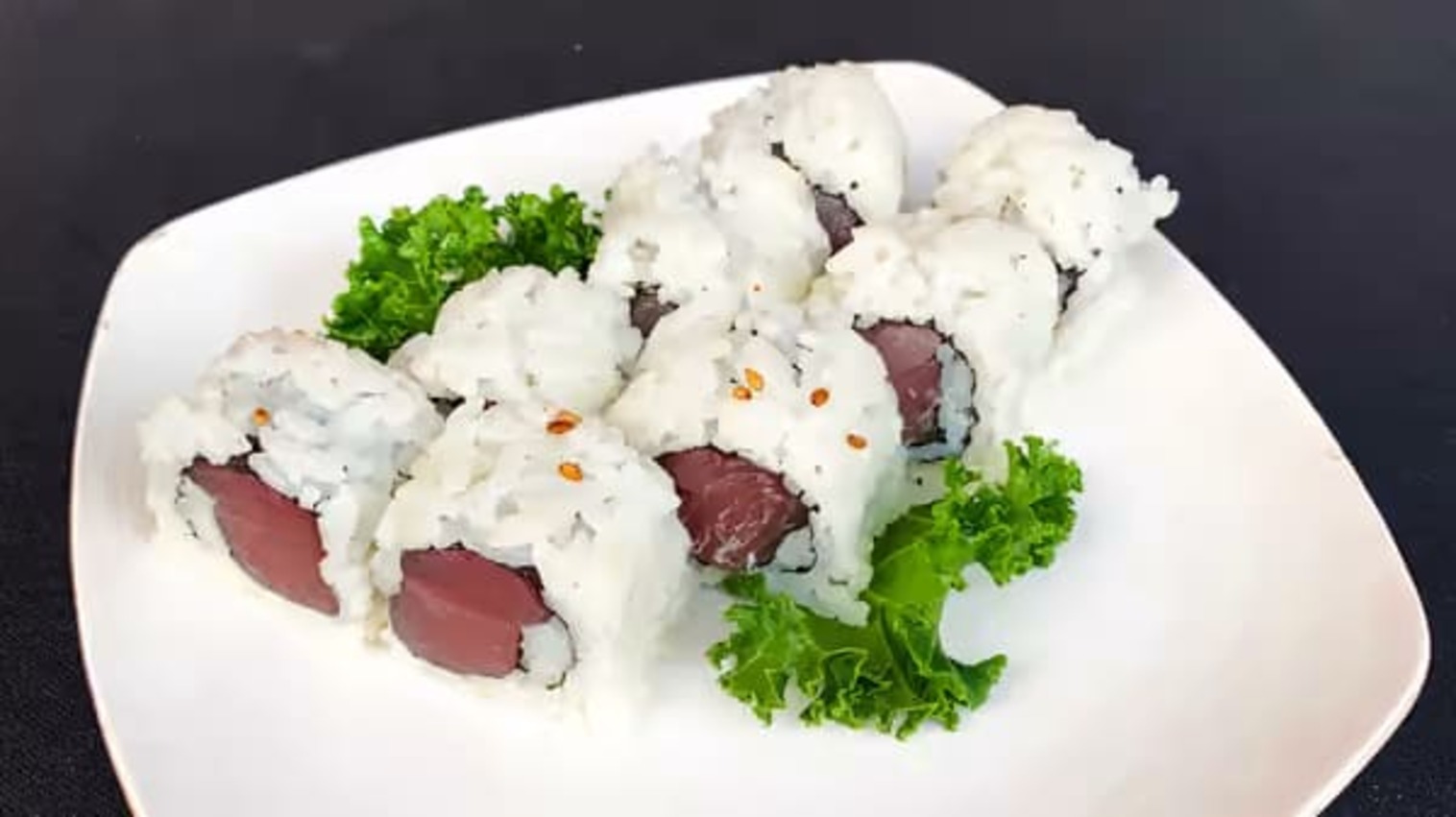 Order Tuna Roll food online from Sake Tumi store, Binghamton on bringmethat.com