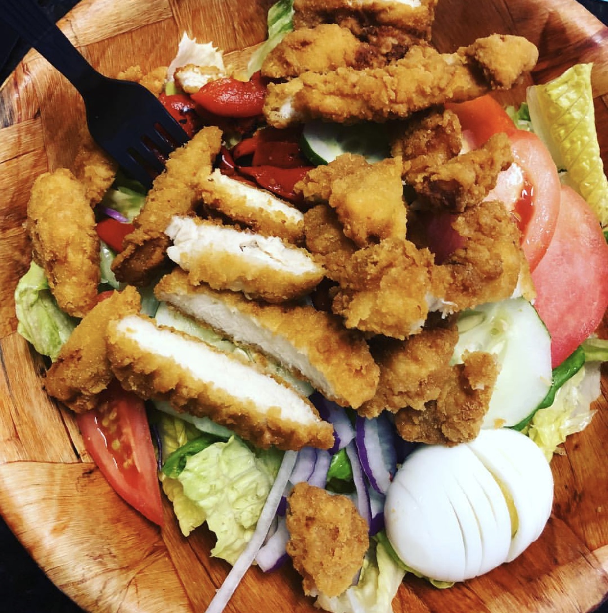 Order Chicken Finger Salad food online from Colonial Pizza store, Philadelphia on bringmethat.com