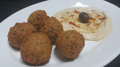 Order 6 Pieces Falafel with Hummus food online from Kabab King store, Phoenix on bringmethat.com