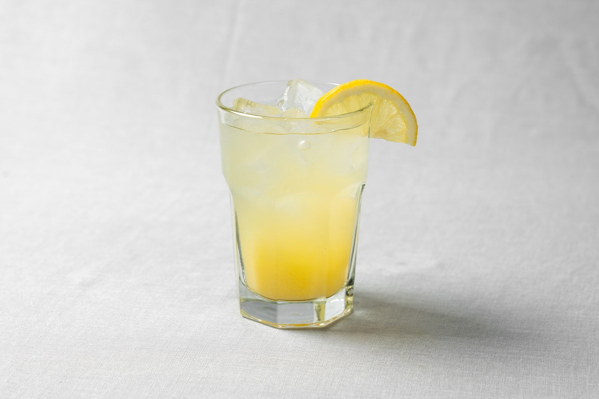 Order Lemonade food online from Le Pain Quotidien                                                                                    store, Fairfax on bringmethat.com