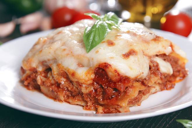 Order Meat Lasagna Pasta food online from Chicago Pizza Kitchen store, Albuquerque on bringmethat.com