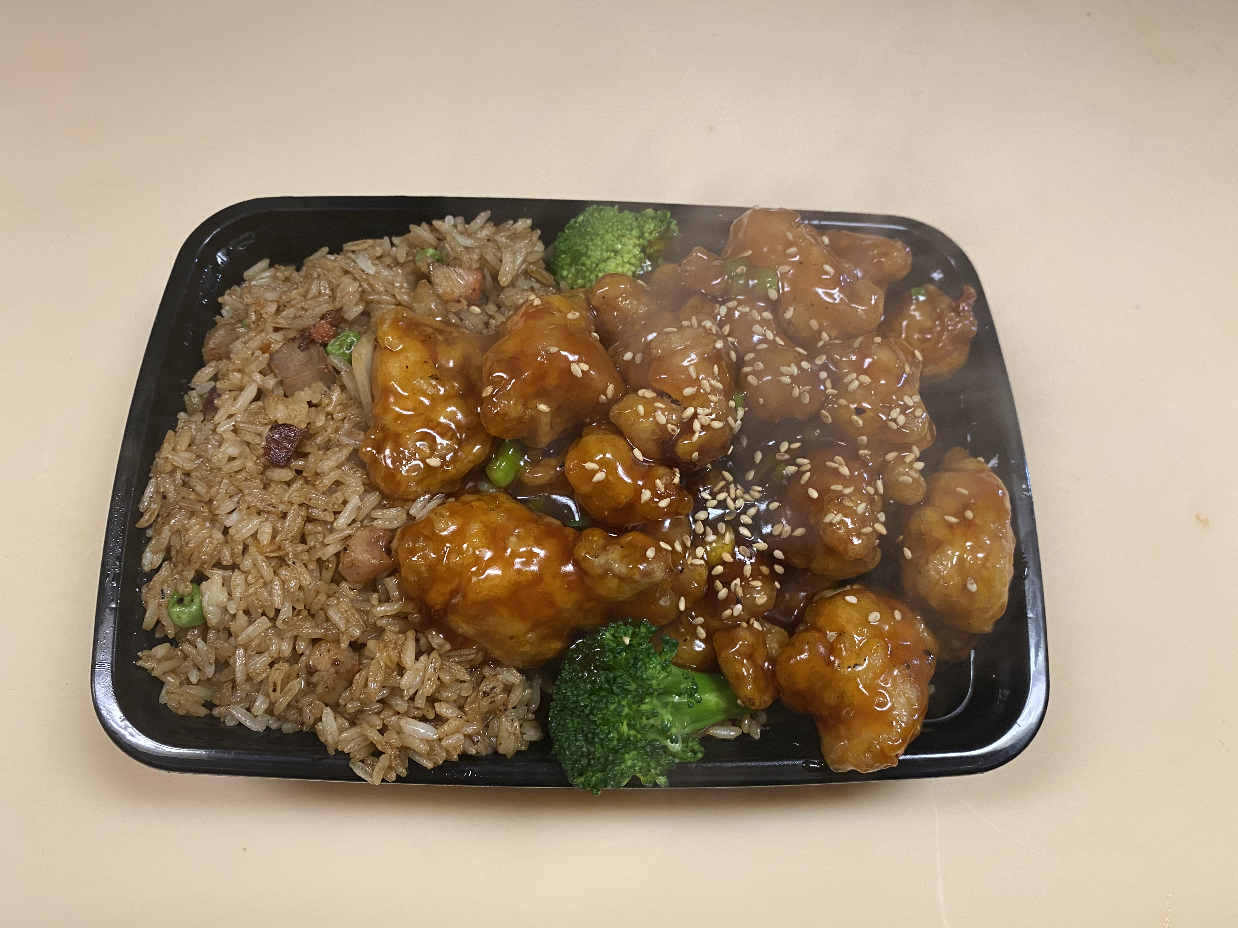 Order Sesame Chicken Combo晚芝麻鸡 food online from Kumo Asian Fusion store, Brick on bringmethat.com