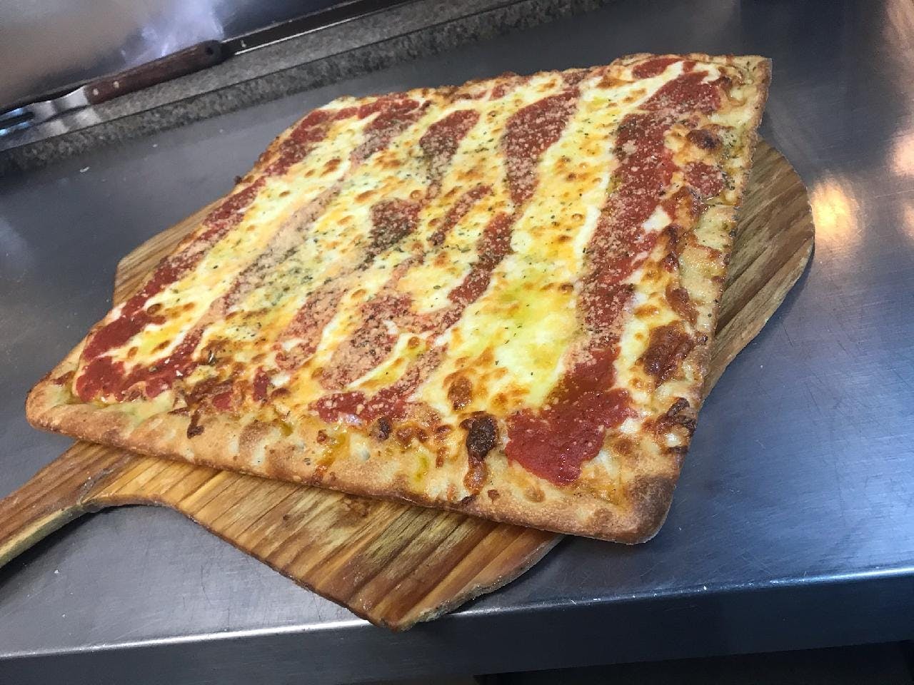 Order Grandma Pizza - Large 16'' (8 Slices) food online from Villa Russo Pizzeria store, Clementon on bringmethat.com