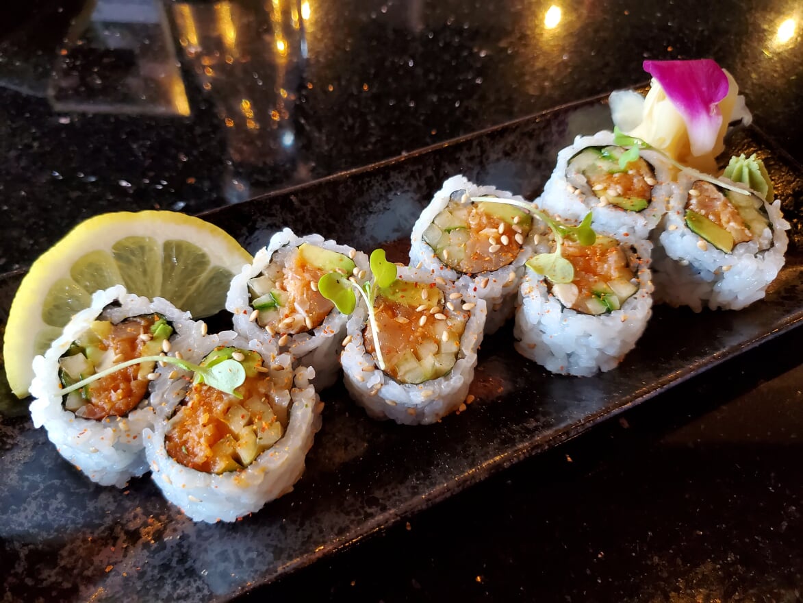 Order Spicy Yellowtail Roll ** On Sale  $1.80 Off  ** food online from Tsui Sushi Bar store, Seattle on bringmethat.com