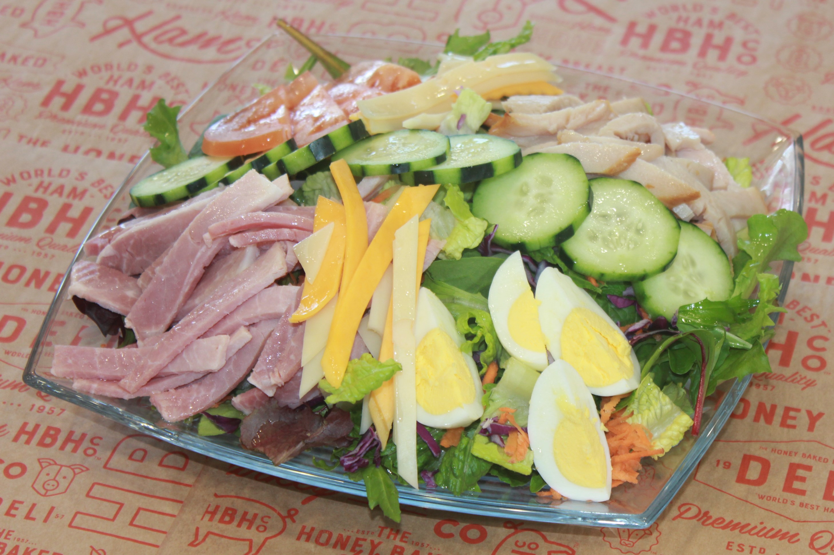 Order Master Chef Salad  - 144 cal food online from The HoneyBaked Ham Company store, Orange on bringmethat.com