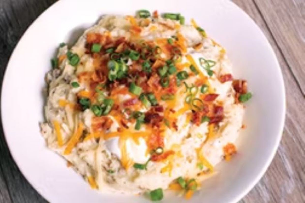 Order Loaded Mashed Potatoes  food online from Outback Steakhouse store, Delray Beach on bringmethat.com