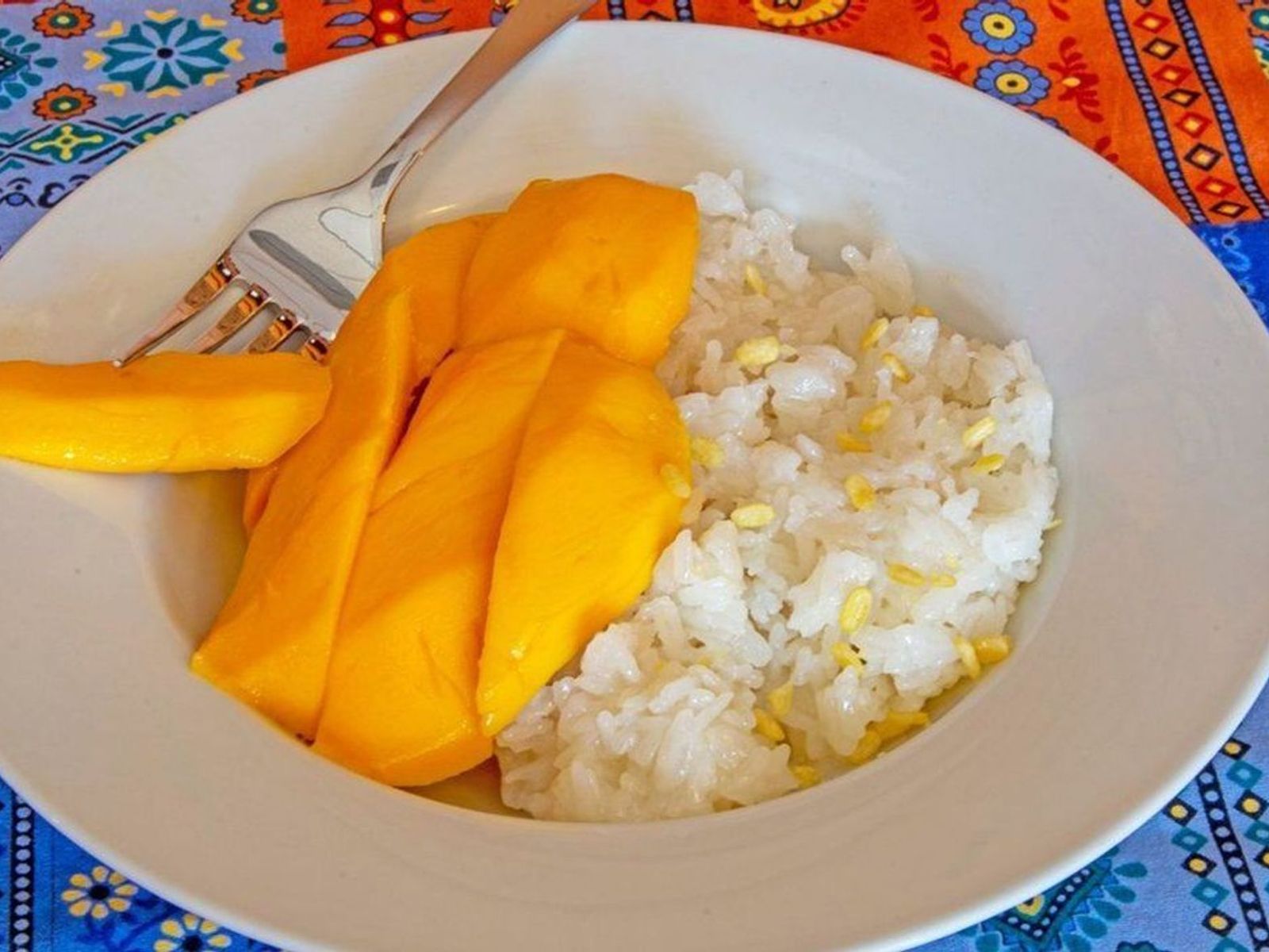 Order D7. Sweet Sticky Rice with Mango food online from California Chopsticks store, Chino on bringmethat.com