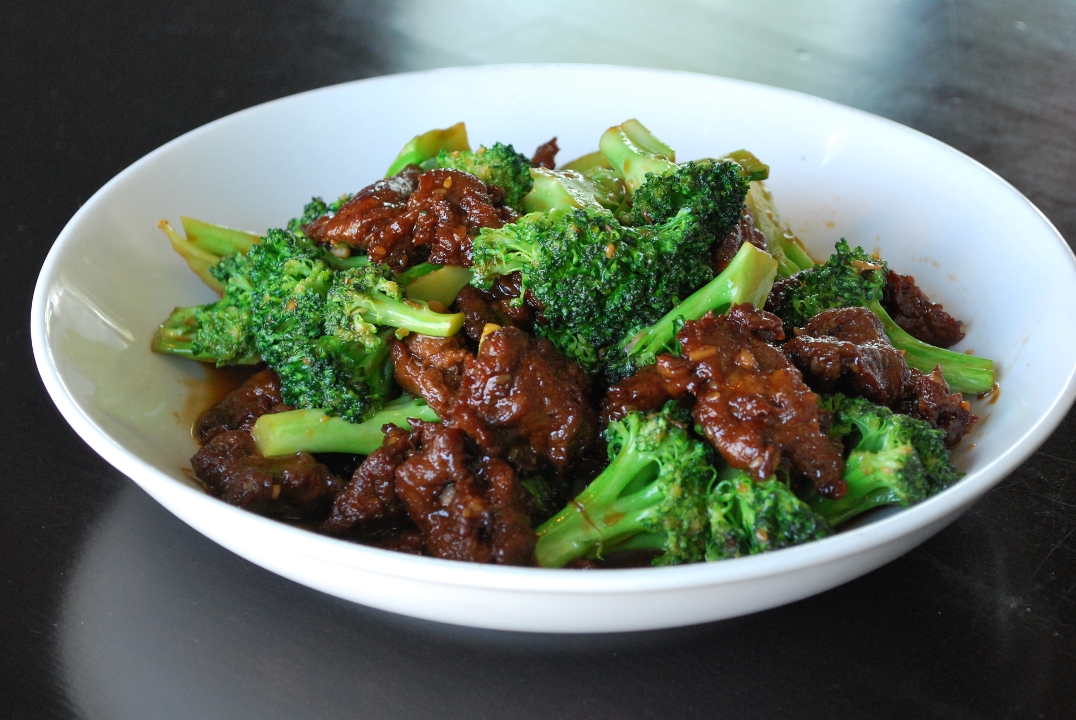 Order Vegan Beef with Broccoli food online from Kung Pao China Bistro store, West Hollywood on bringmethat.com
