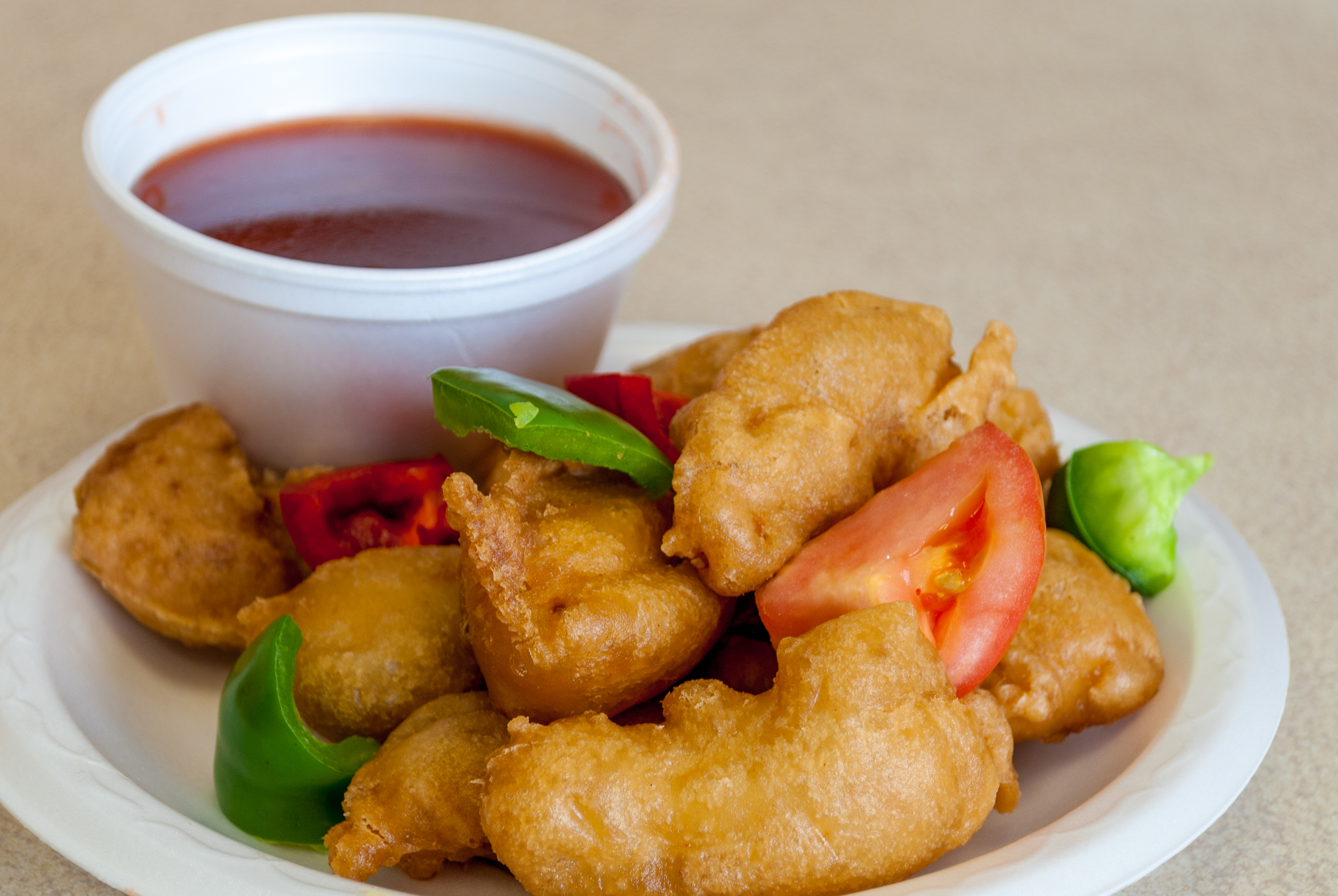 Order Sweet and Sour Chicken food online from Tom Lee's Chop Suey store, Chicago on bringmethat.com