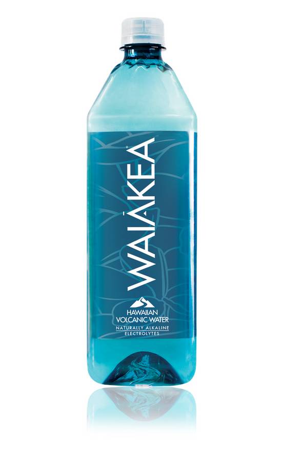 Order Waiakea Volcanic Water Aluminum Bottle food online from Exxon Food Mart store, Port Huron on bringmethat.com