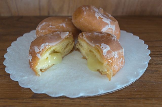 Order Lemon Donut food online from Quality Bakery store, Gulfport on bringmethat.com