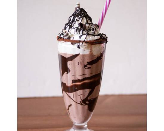Order Chocolate Gelato Froyo Shake food online from Skinnysweet Frozen Yogurt store, Glen Ellyn on bringmethat.com
