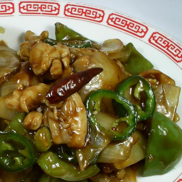 Order P19 Hot Pepper Chicken  food online from Chen's China Inn store, Lufkin on bringmethat.com