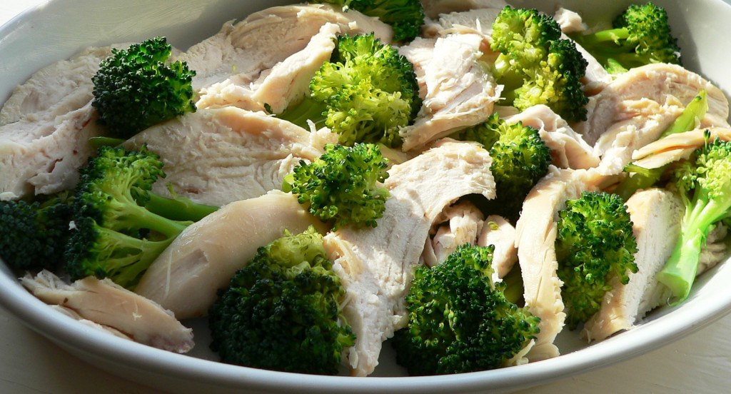 Order 275. Steamed Chicken with Broccoli food online from Iron Chef store, Phoenix on bringmethat.com