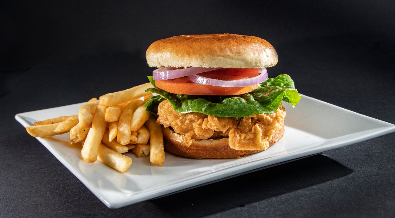 Order Fried Chicken Sandwich food online from 1925 Pubhouse store, Anderson on bringmethat.com