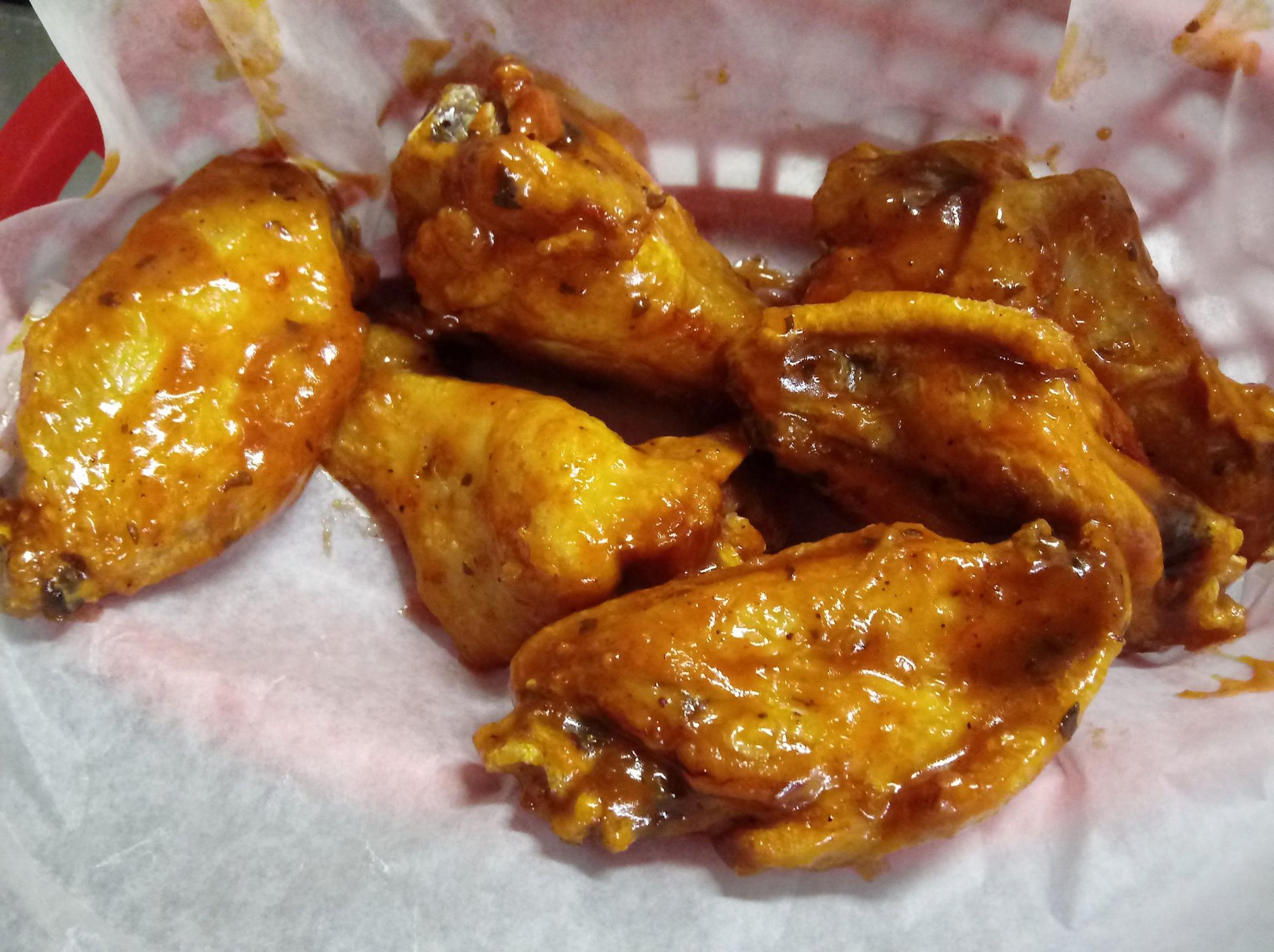 Order Chicken Wings food online from Bay City Bills store, Bay City on bringmethat.com