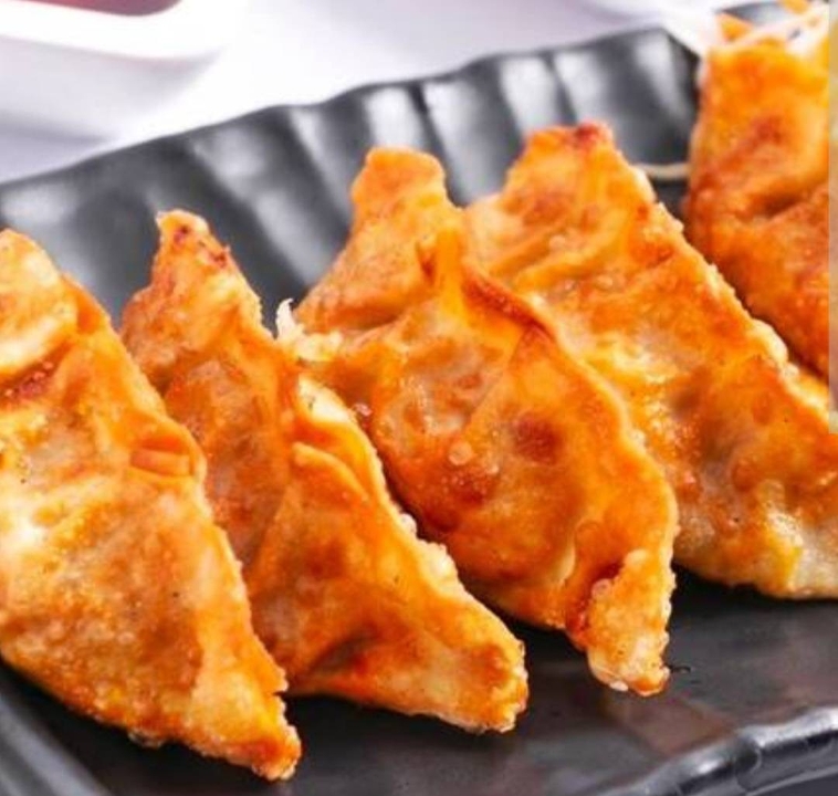 Order Fried Pot Sticker food online from Diva Thai Express store, Chicago on bringmethat.com