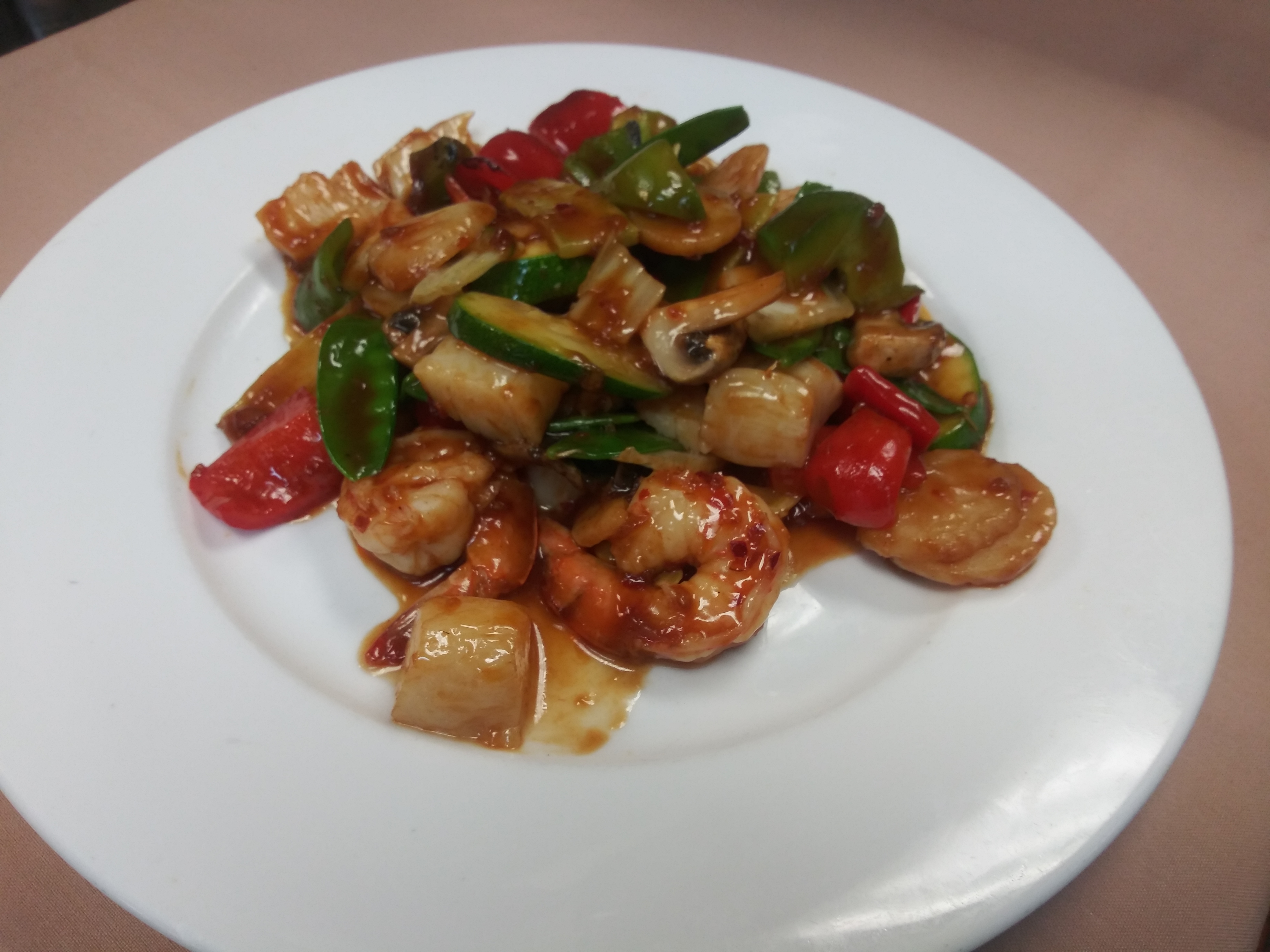 Order Shrimp and Scallops with Garlic Sauce Special food online from Butterfly Chinese Restaurant store, West Hartford on bringmethat.com