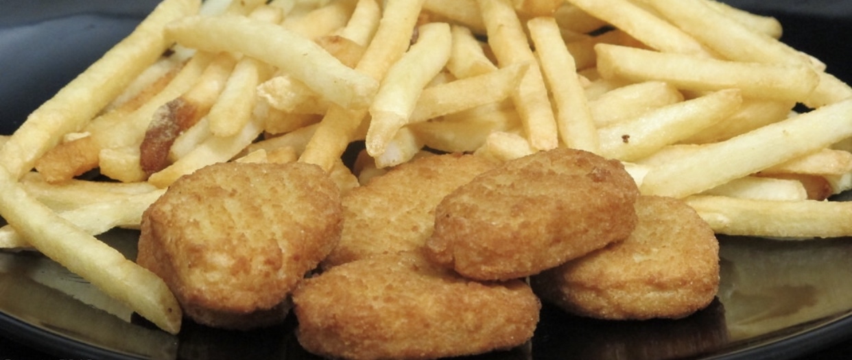 Order Kids Chicken Nuggets food online from Cafe Paris store, Cranford on bringmethat.com