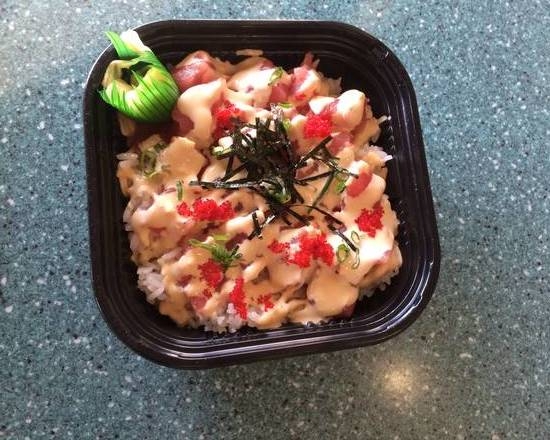 Order Spicy Ahi Don Deluxe food online from Kozo Sushi store, Honolulu on bringmethat.com