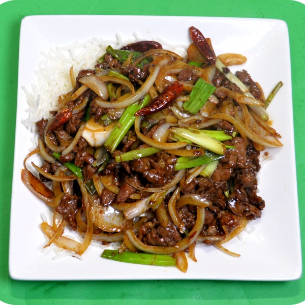 Order 301. Mongolian Beef food online from Fung Wong Chinese Restaurant store, Daly City on bringmethat.com