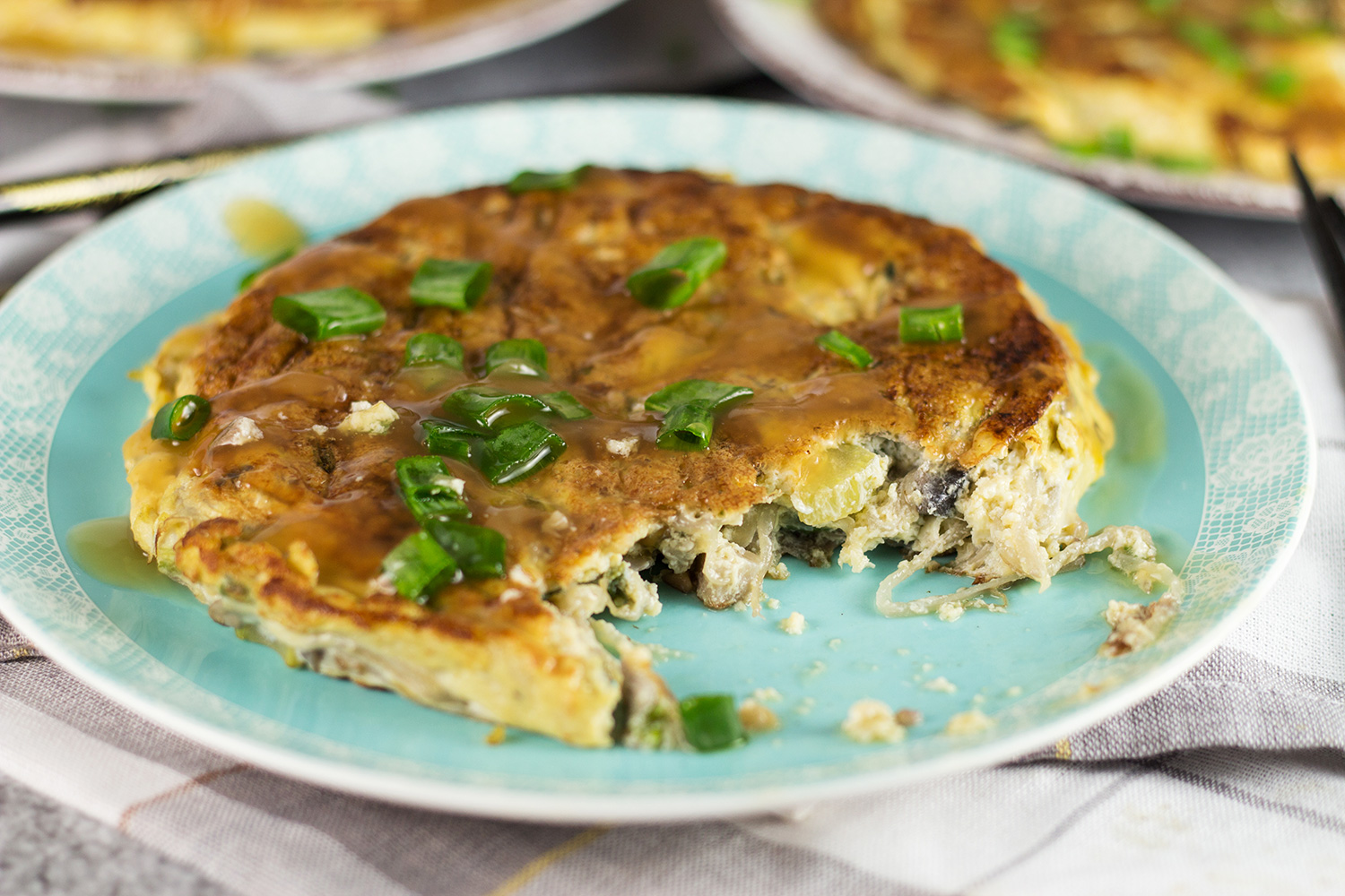 Order Vegetable Egg Foo Young food online from Hot Mustard store, Charleston on bringmethat.com