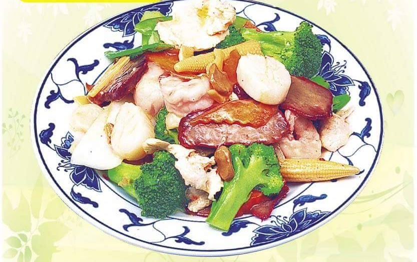Order P2. Four Season food online from Gourmet Chinese Restaurant store, Ridgeland on bringmethat.com