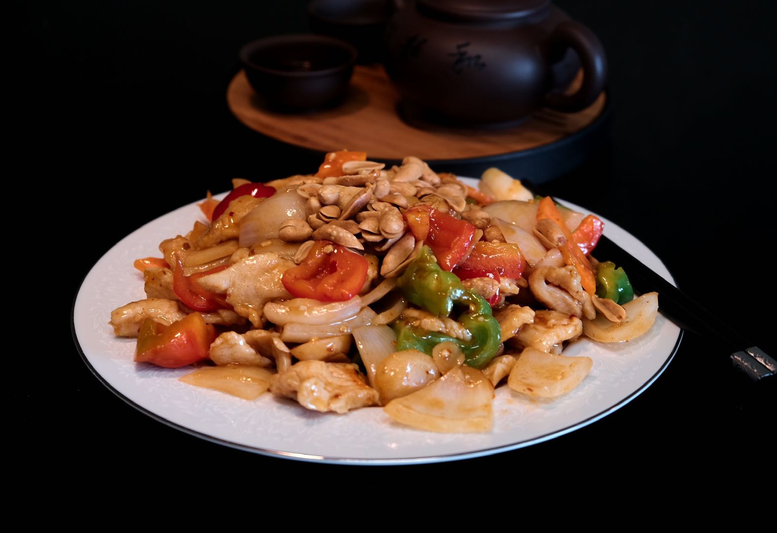 Order  Kung Pao Chicken food online from Beijing Cafe store, Rancho Cordova on bringmethat.com
