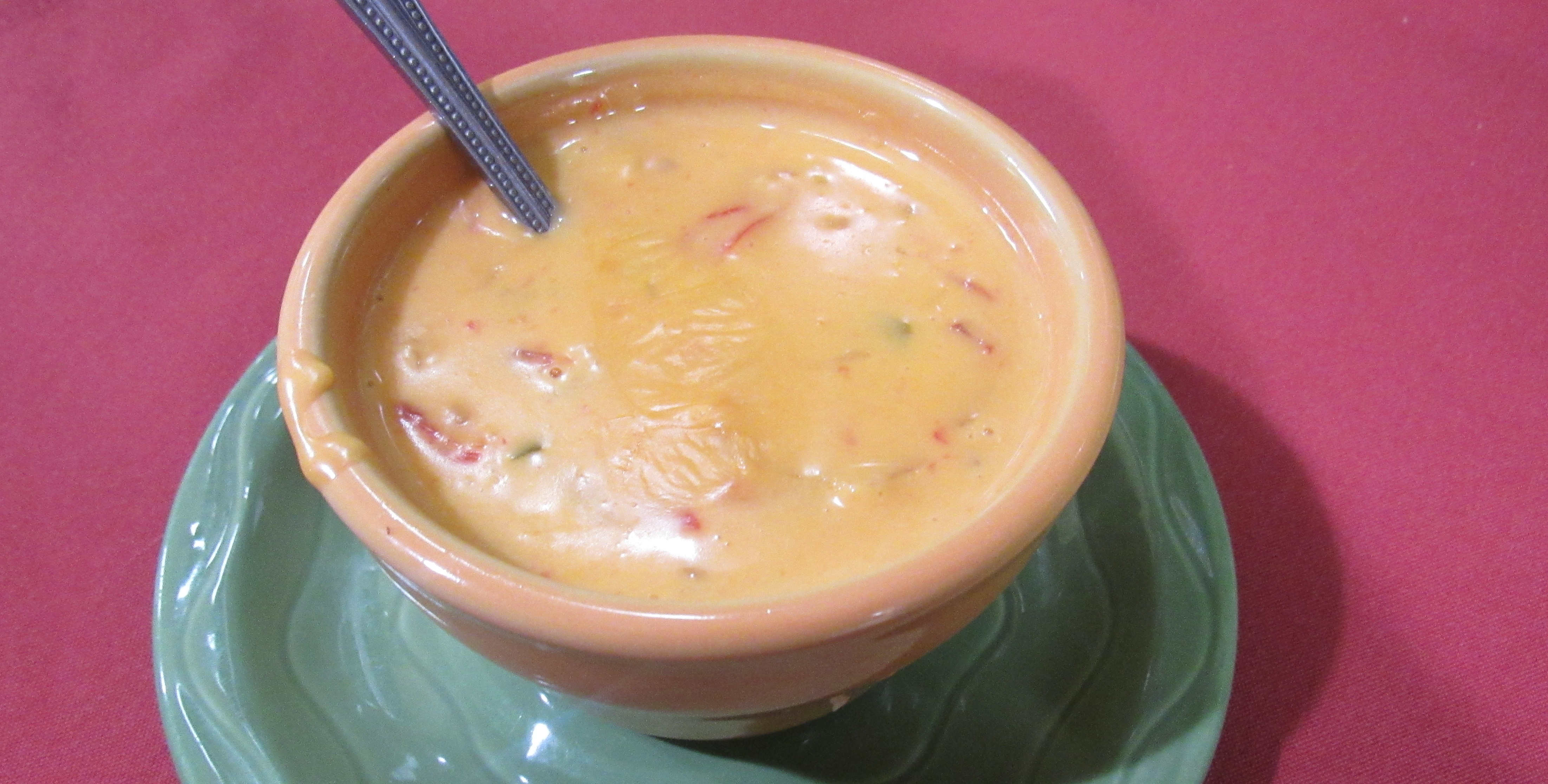 Order Queso Dip Cheesy food online from Enchilada's store, Dallas on bringmethat.com