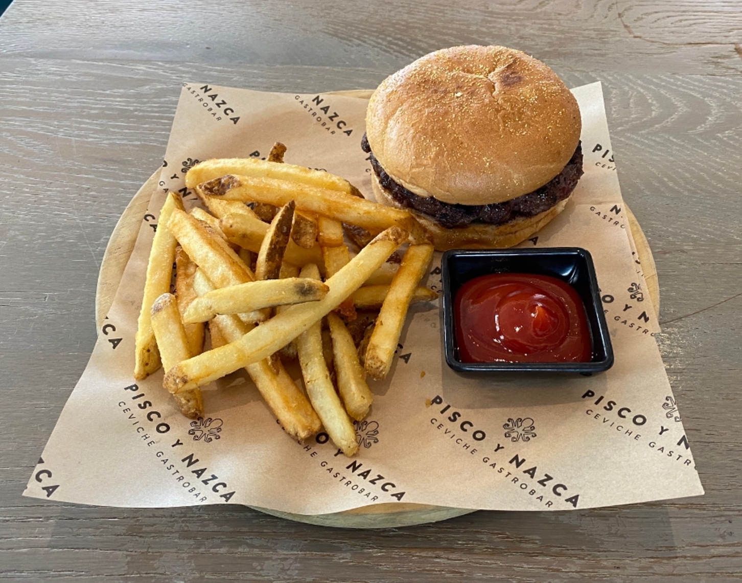 Order Kid Burger food online from Pisco Y Nazca Ceviche Gastrobar- Washington D.C. store, Washington on bringmethat.com