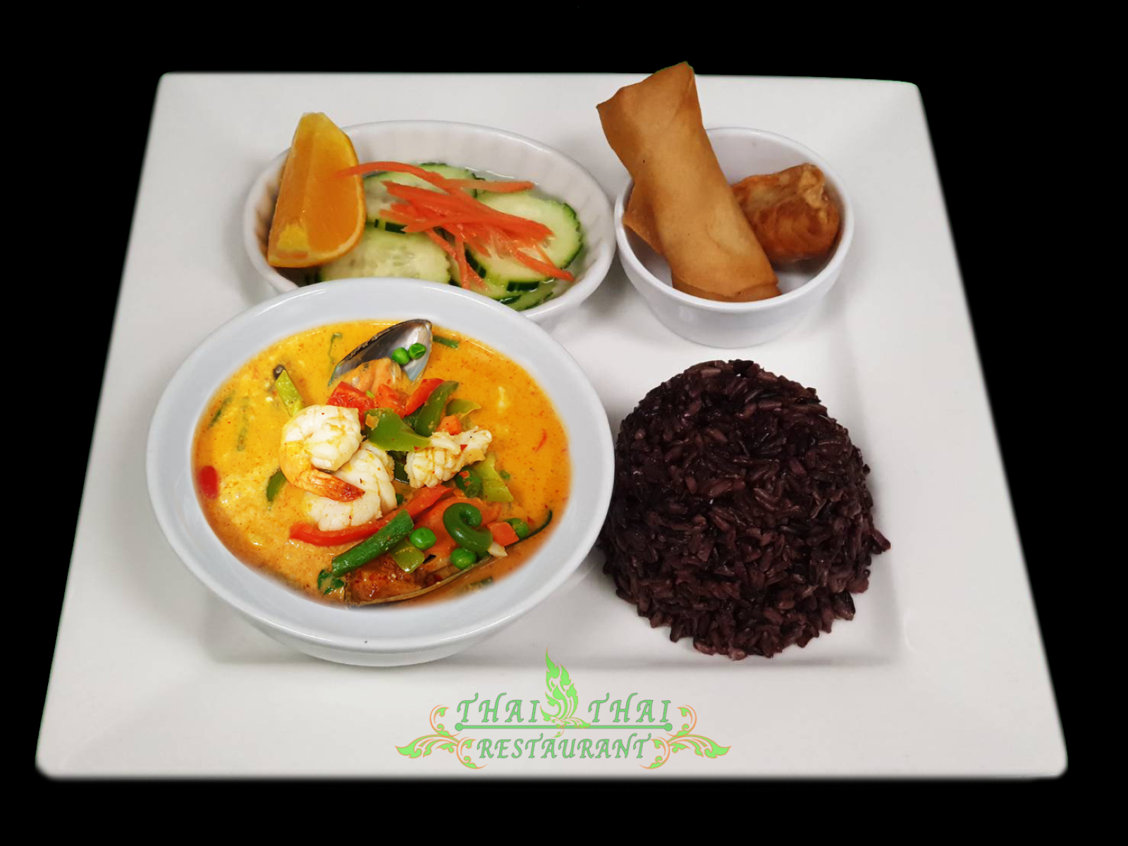 Order L13. Panang Curry food online from Thai Thai Restaurant store, Fallbrook on bringmethat.com