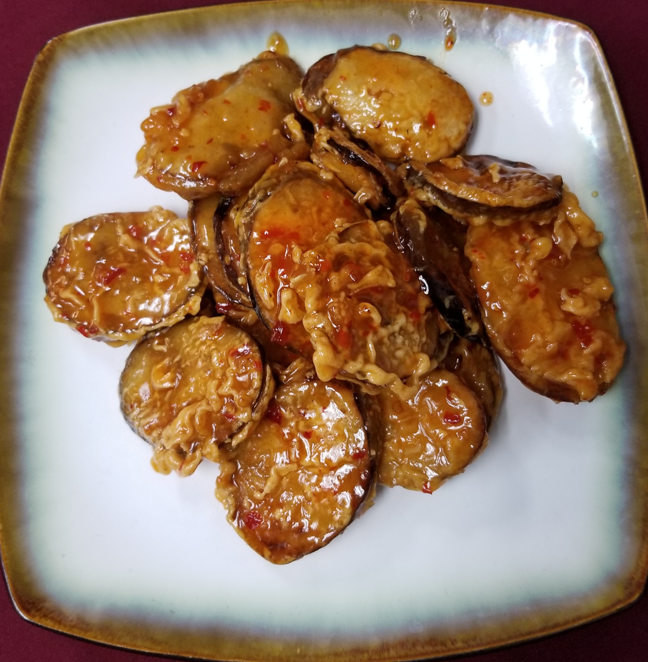 Order 521. Eggplant with Chili Sauce food online from Thien Hoang Restaurant store, Portland on bringmethat.com