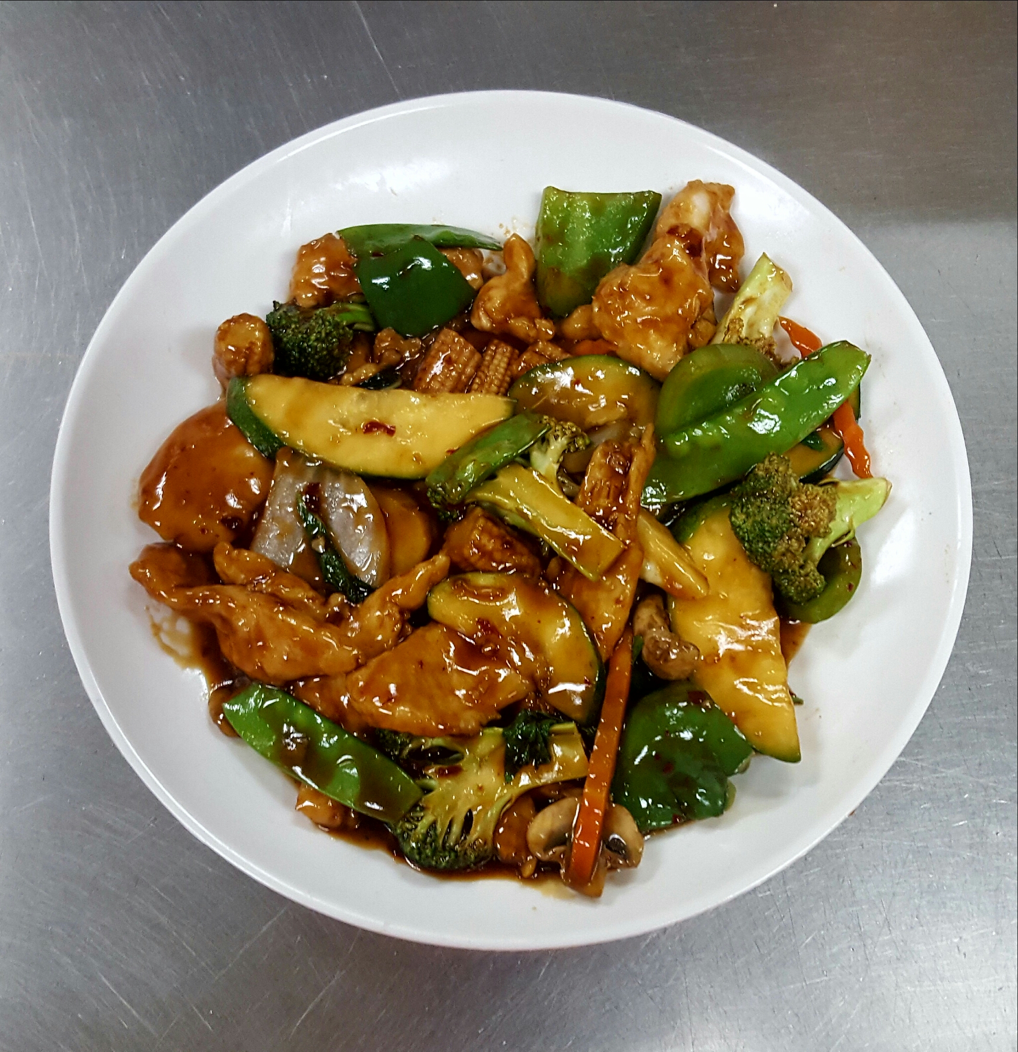 Order D2. Basil Leaf Chicken food online from Chop Suey City store, Chicago on bringmethat.com