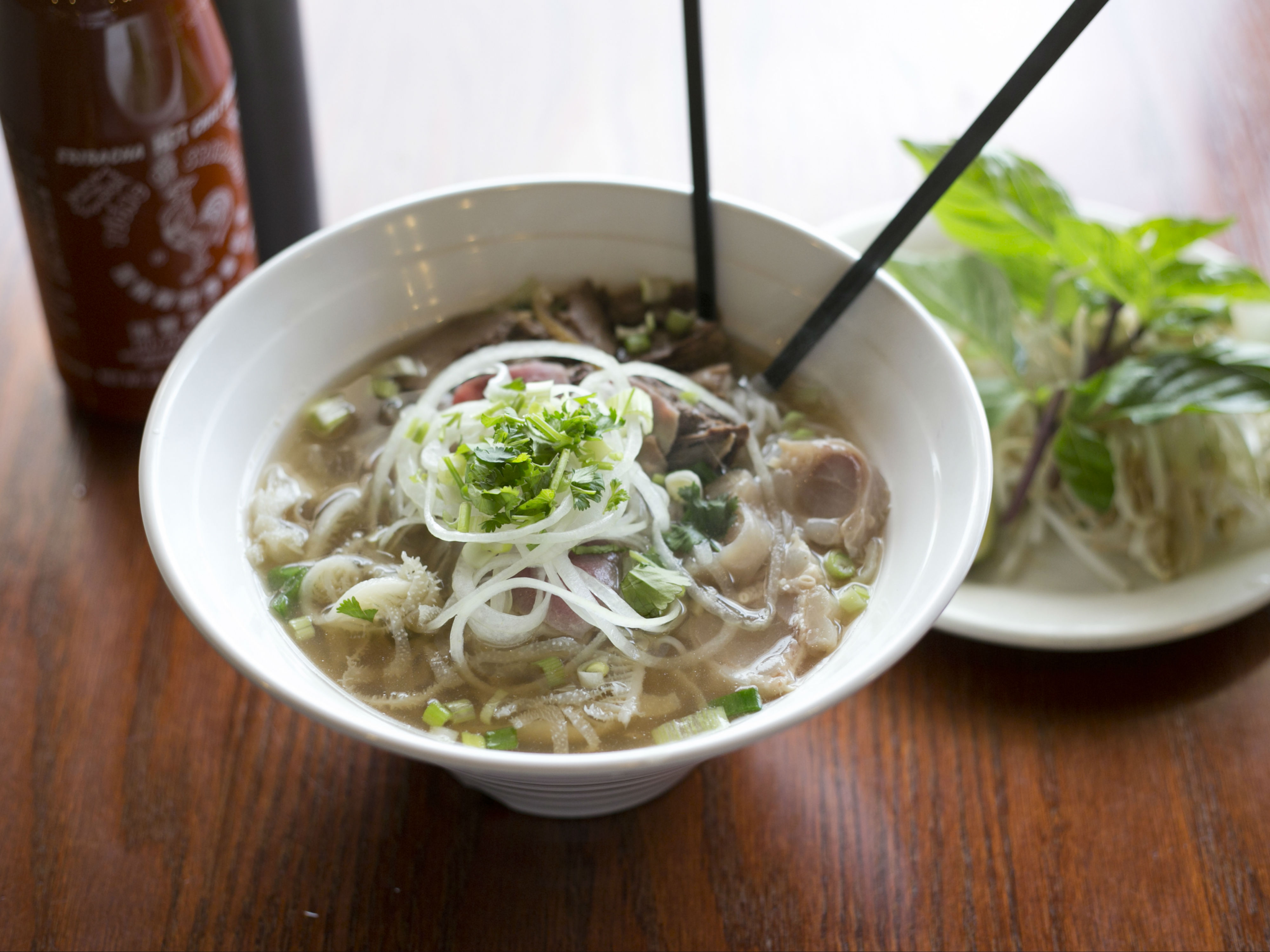 Order P8. Special Noodle Soup food online from House of Pho store, Hoffman Estates on bringmethat.com