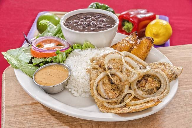 Order Grilled Chicken Entree food online from Papi Cuban store, Kennesaw on bringmethat.com