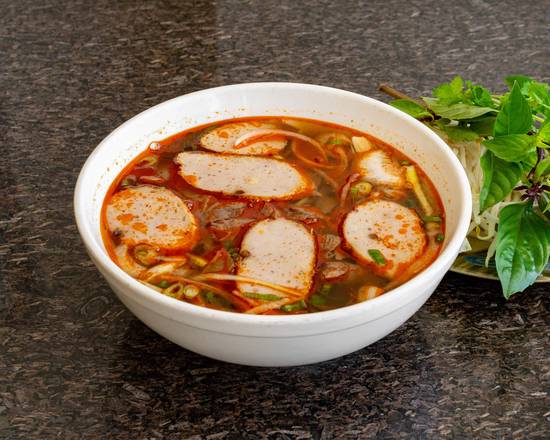 Order Hue's Spicy Noodle Soup (Bún Bò Hué) food online from Pho Saigon City store, Pleasanton on bringmethat.com