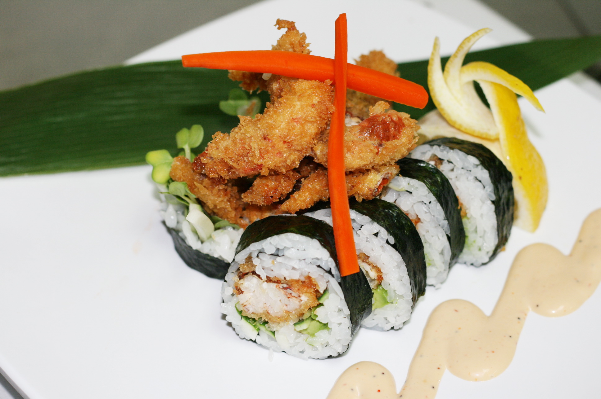 Order T8. Jumbo Soft Shell Crab Roll food online from Koisan Sushi & Japanese Cuisine store, Orange on bringmethat.com