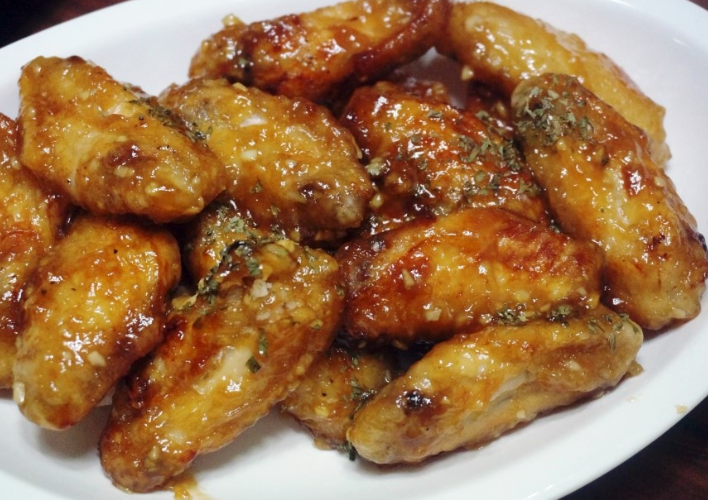 Order Soy Garlic Wings food online from Bull Korean Bbq store, Cupertino on bringmethat.com