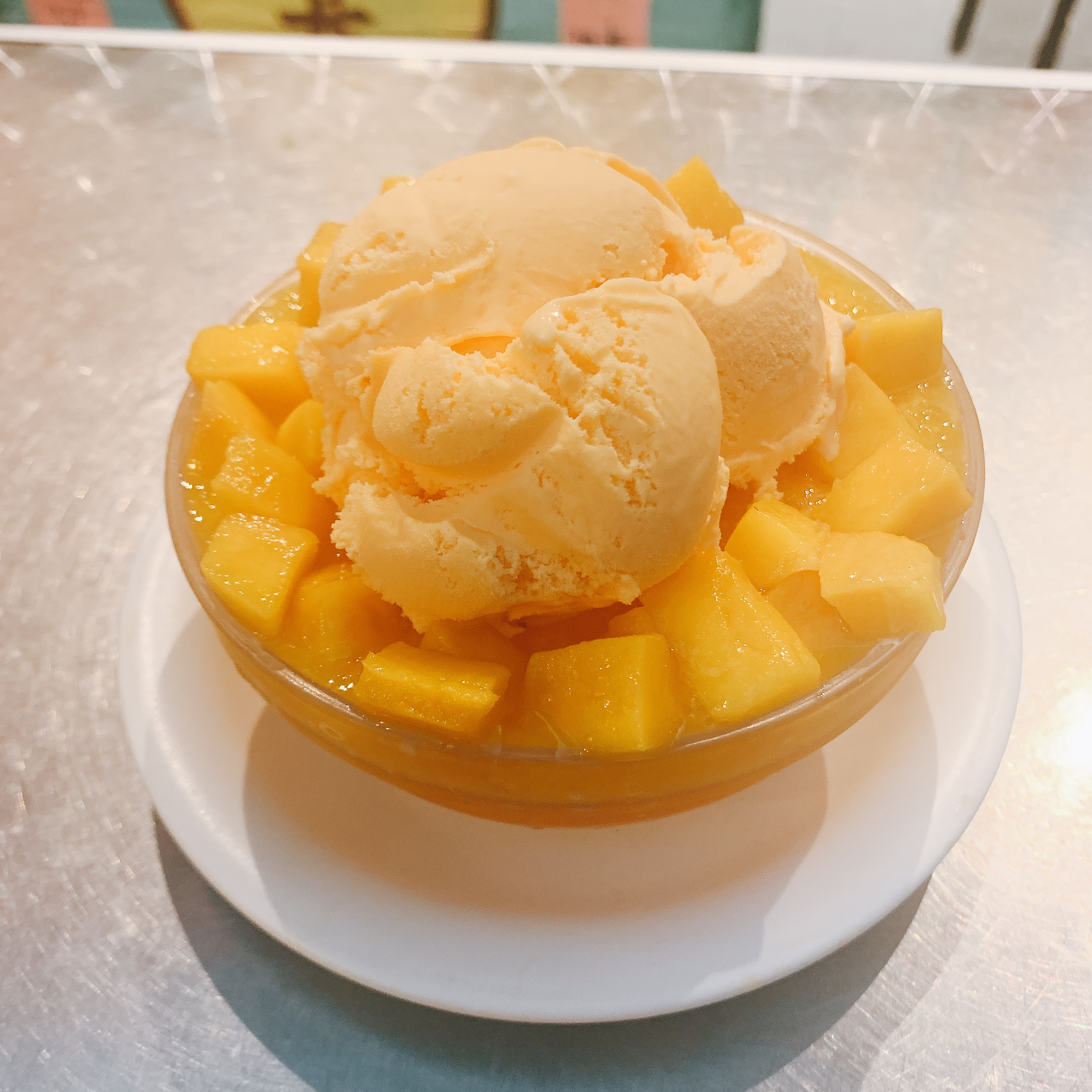 Order Super Mango  非常芒果撈 food online from Dessert Republic -- Hong Kong Bistro store, San Mateo on bringmethat.com