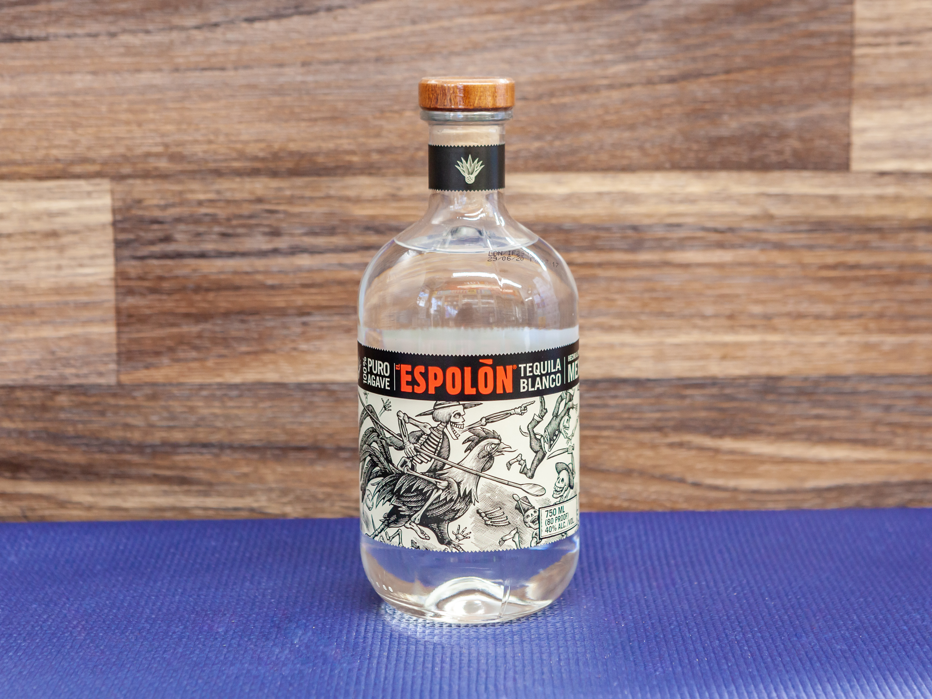 Order Espolon Blanco, 750 ml. Tequila, 40.0% ABV food online from Day & Night Liquor & Market store, Venice on bringmethat.com