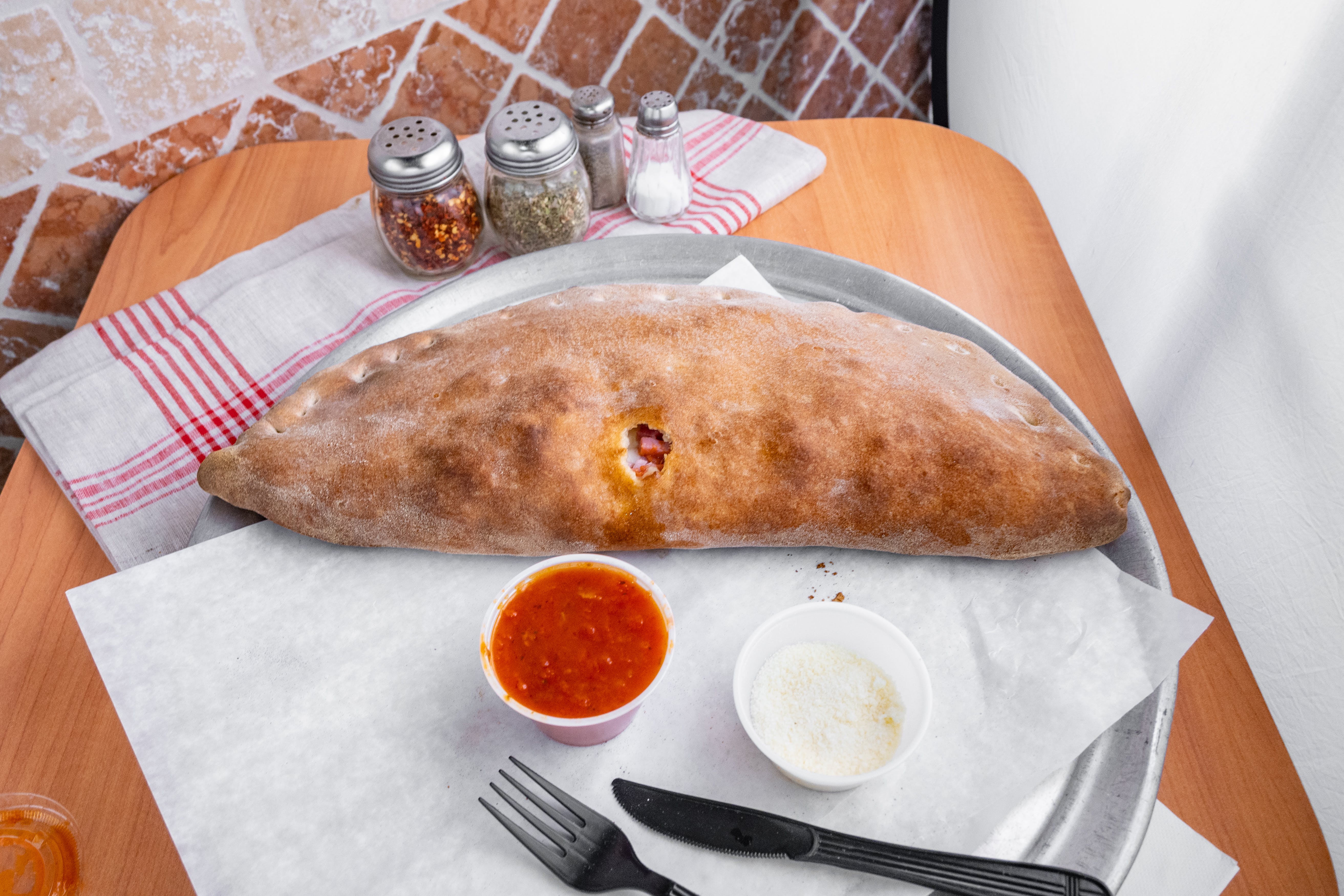 Order Cheese Stromboli - Large 16" food online from Bella Roma Pizza Kitchen store, Springfield on bringmethat.com