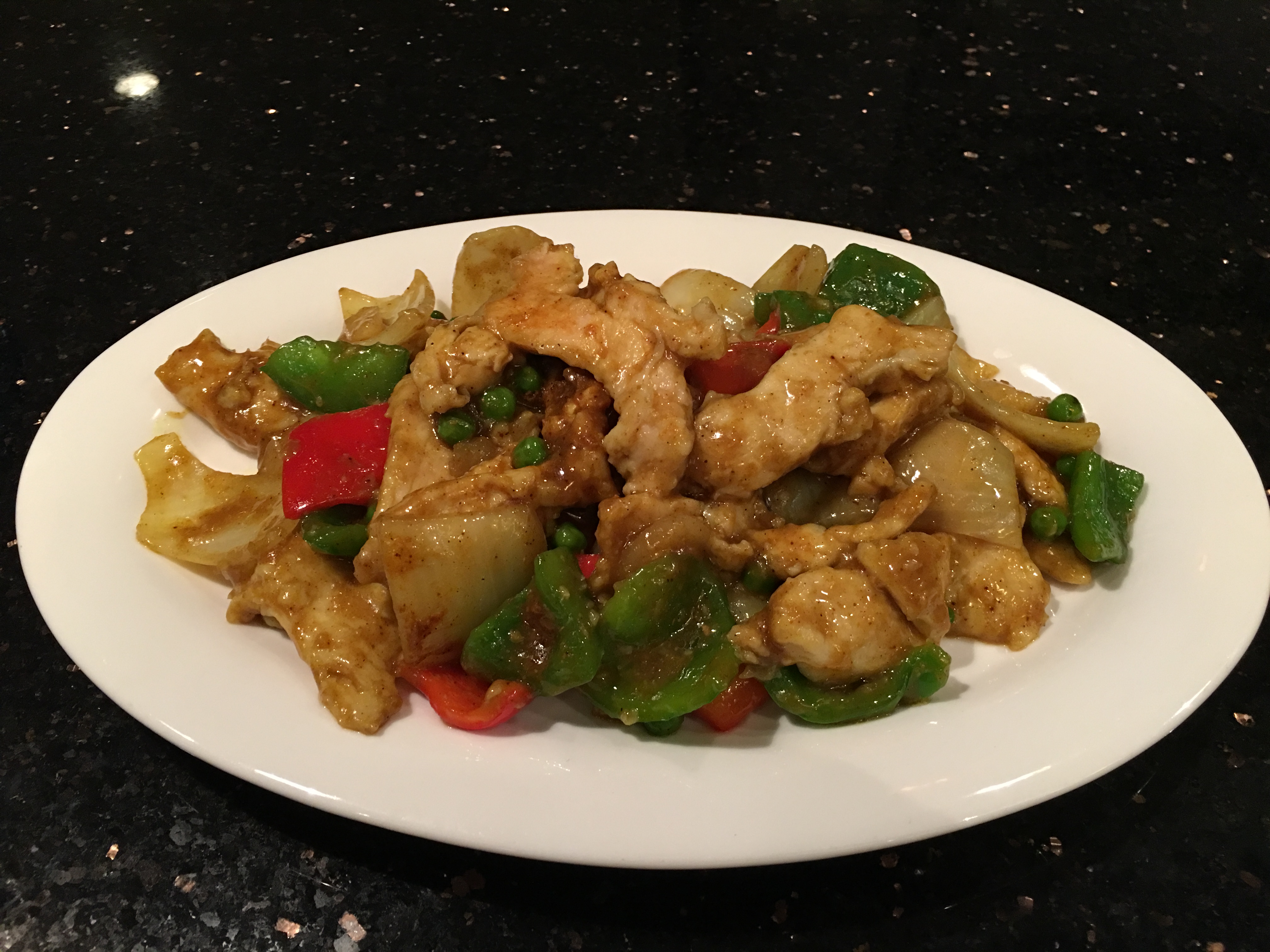 Order Curry Chicken food online from Young's chinese store, Chicago on bringmethat.com